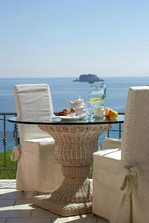 Hotel The Seasons Villas Mousata