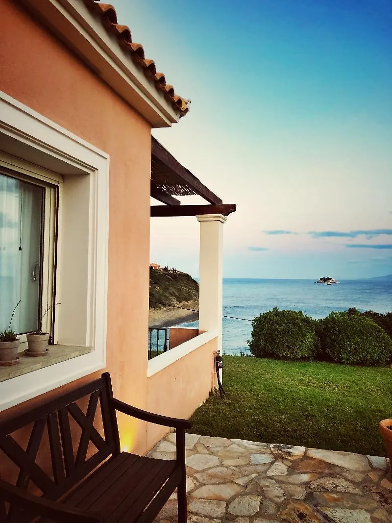 The Seasons Villas Mousata