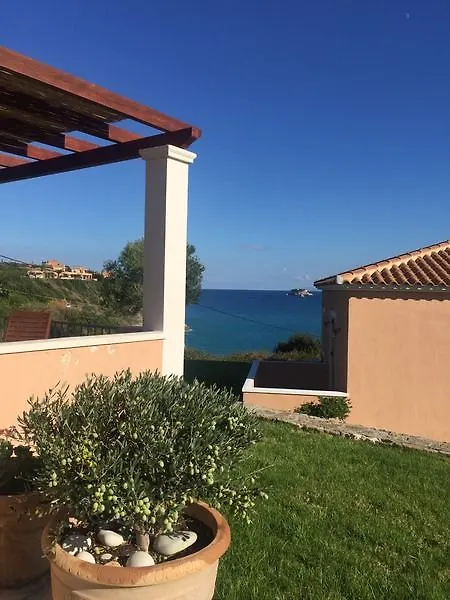The Seasons Villas Mousata Hotel